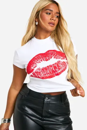 Plus Rhinestone Lips Cap Sleeve T-Shirt